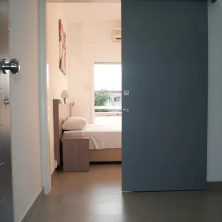 St. George Rent Lárnaka
