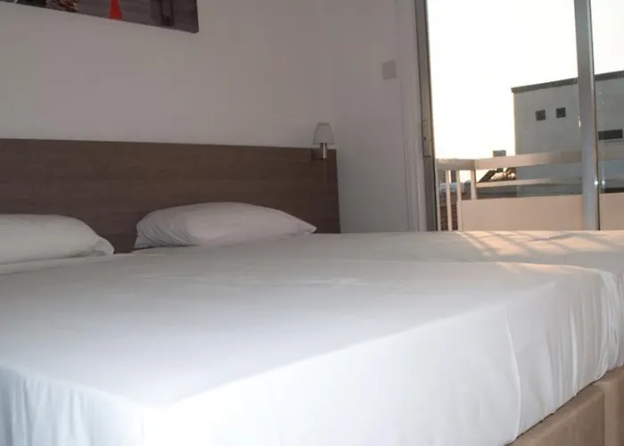 Lägenhet St. George Rent Larnaca