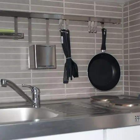 سانت جورج رينت رومز شقة